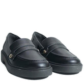 Mocassim Preto Duas Variações De Detalhe C 30272 0023 0004 Anacapri